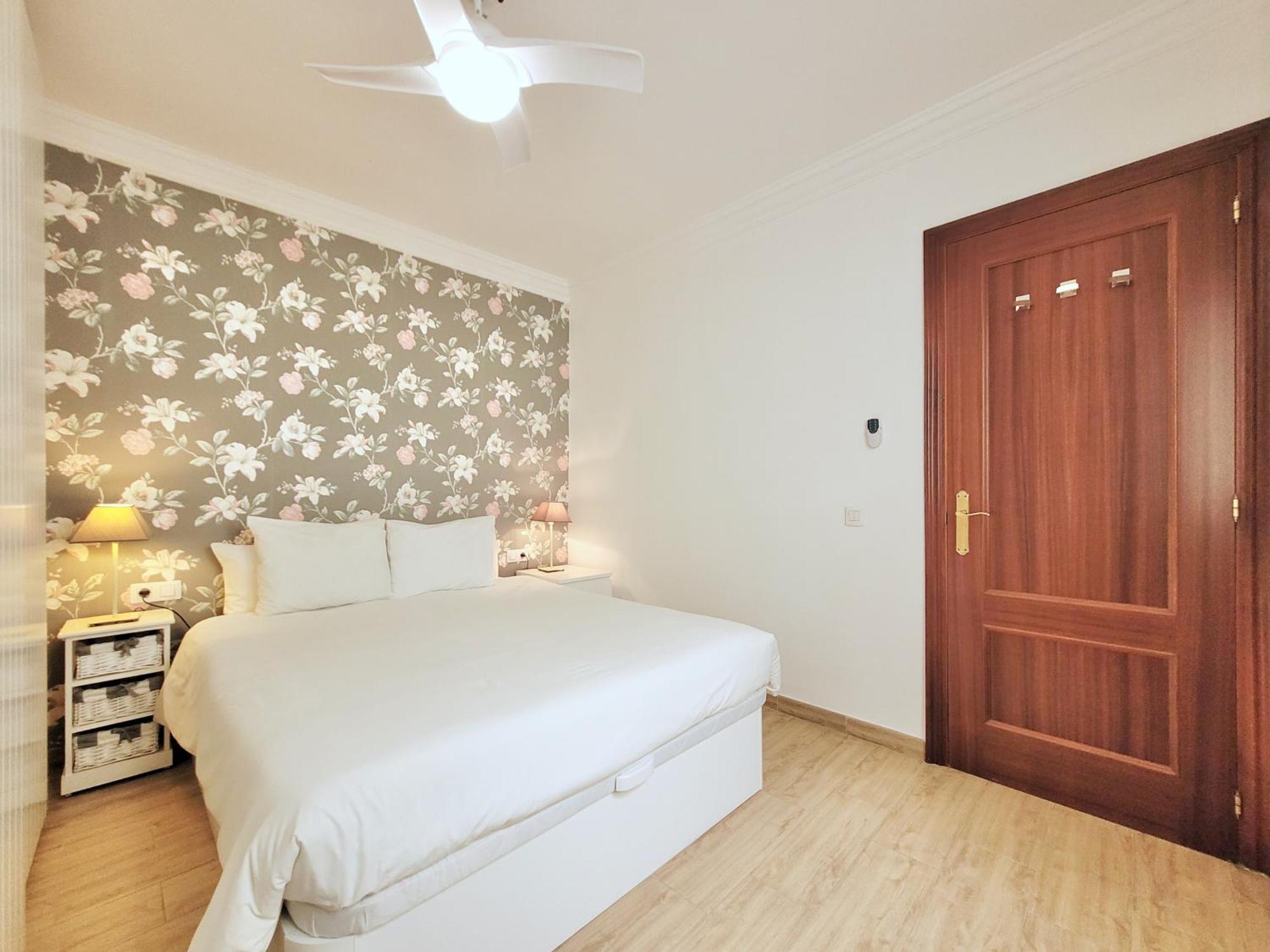 Miranda Apartment With Free Parking 拉克鲁斯 外观 照片